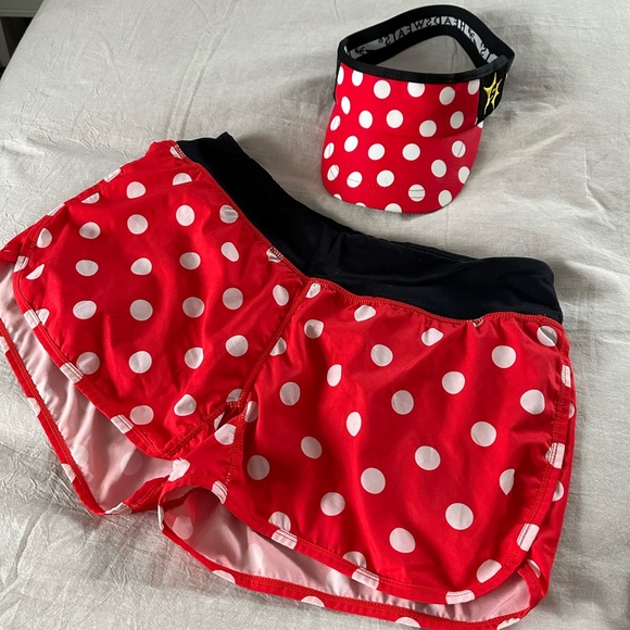 Sparkle athletic running shorts with matching visor - Picture 1 of 4